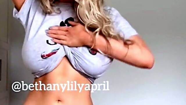 Big boobs milf masturbates with her dildo