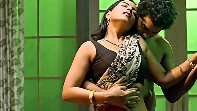 Beautiful Amateur Babe Showing Her Pussy Cam Porn