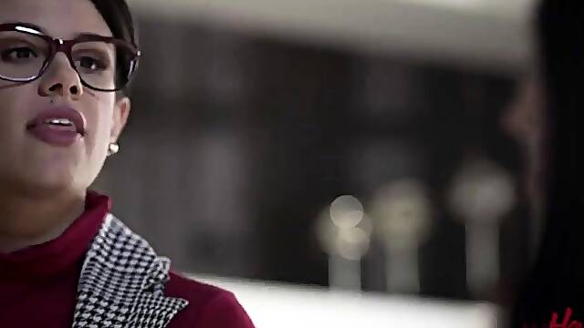 Two Hot Brunette Lesbians Lick And Suck Each Other