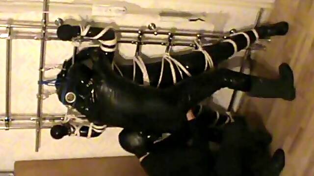 Play in the rubber - 4