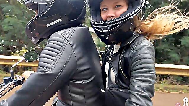 Public Vids