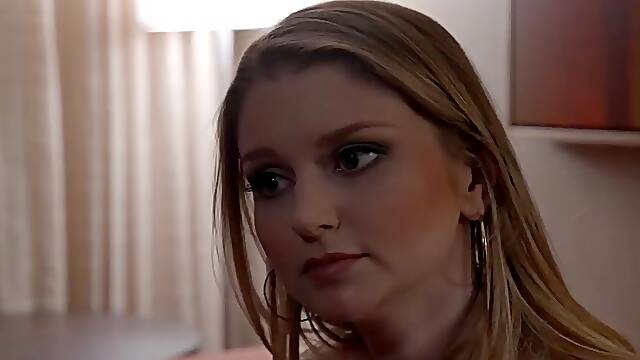 NAUGHTY AMERICA - Tonights Girlfriend Bunny Colby dominates her client