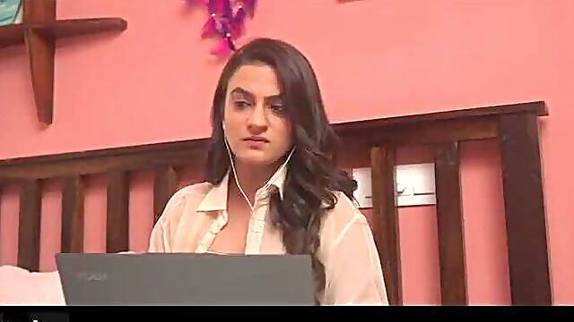 Desi Vids
