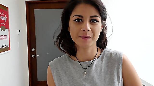 Kinky Family - Penelope Reed - Shag her hairy snatch goo