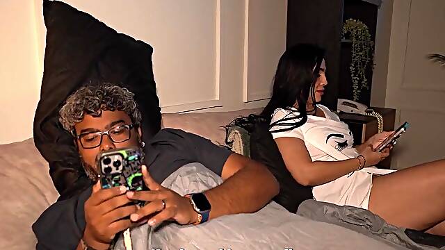 Pumped up dude ends up having sex with a mother Id like to fuck in the same hotel room