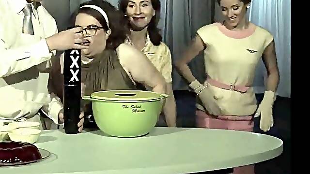 Insane funny infomercial - the salad mixxxer