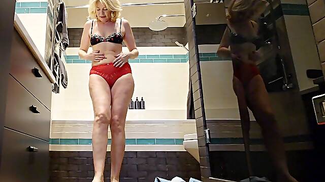 Over 50 MILF in the Shower